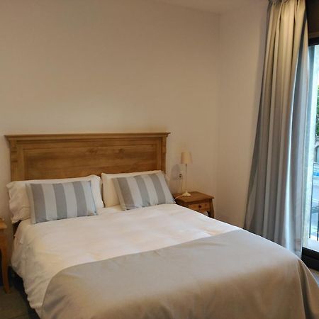 Hostal Portofino Ареньш-да-Мар Екстер'єр фото
