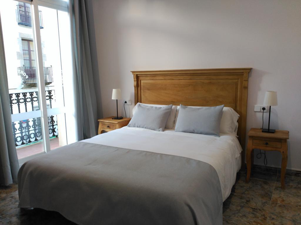 Hostal Portofino Ареньш-да-Мар Екстер'єр фото