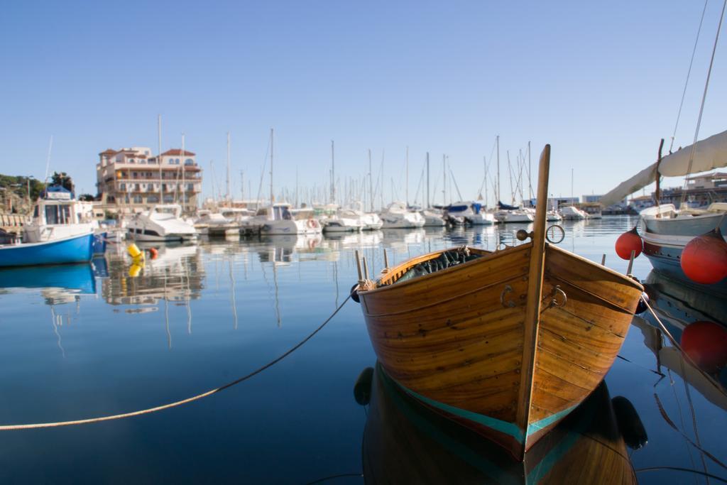 Hostal Portofino Ареньш-да-Мар Екстер'єр фото