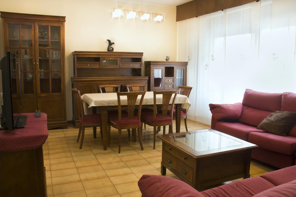 Hostal Portofino Ареньш-да-Мар Екстер'єр фото